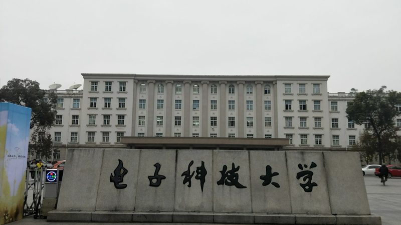 SMT贴片加工：揭秘靠谱深圳工厂的选择要点